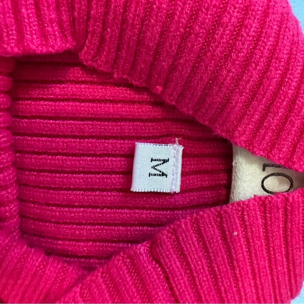 Fucsia pink Mock Neck Sweater Dress size Medium Long Sleeve Short Length 33
